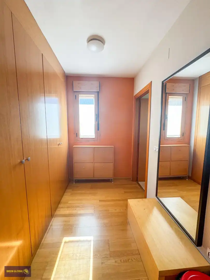 Habitación de Casa adosada en venta en Lozoyuela-Navas-Sieteiglesias con Calefacción, Jardín privado y Terraza