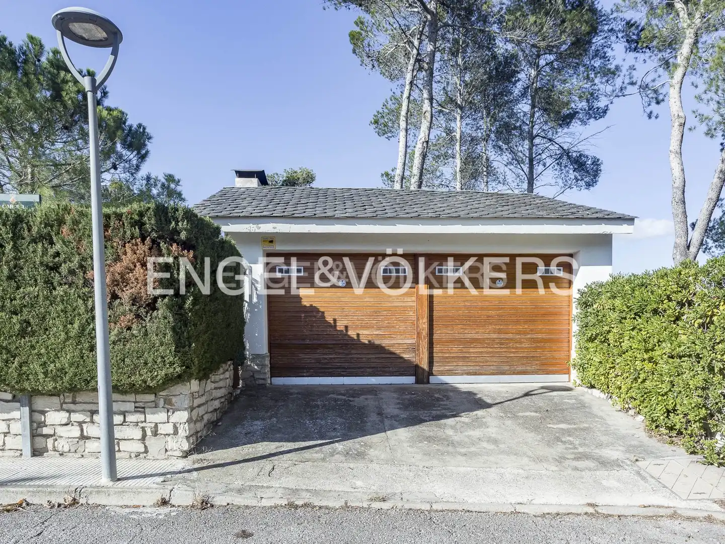 Vista exterior de Casa o chalet en venta en La Pobla de Claramunt con Calefacción, Jardín privado y Terraza