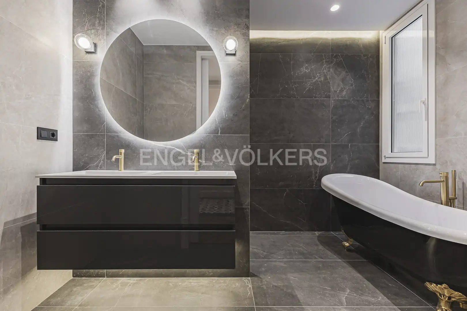 Baño de Piso de alquiler en Barcelona con Aire acondicionado, Calefacción y Parquet