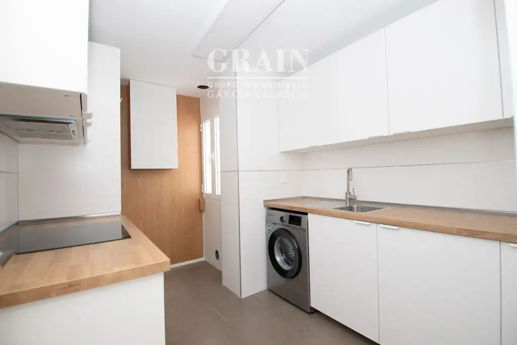 Cuina de Apartament de lloguer en Albacete amb Calefacció, Traster i Balcó