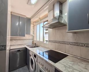 Kitchen of Flat to rent in  Madrid Capital  with Air Conditioner, Heating and Terrace