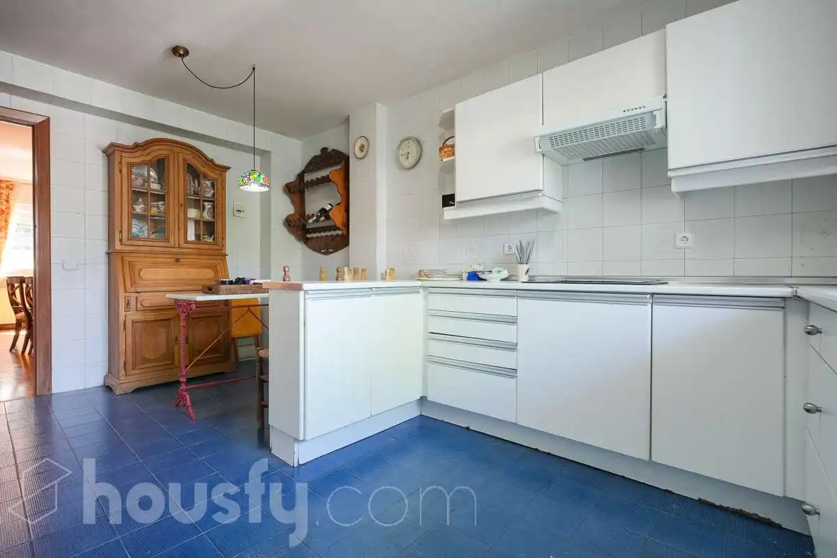 Kitchen of Houses for sale in Madrid  with Air Conditioner, Heating and Private garden