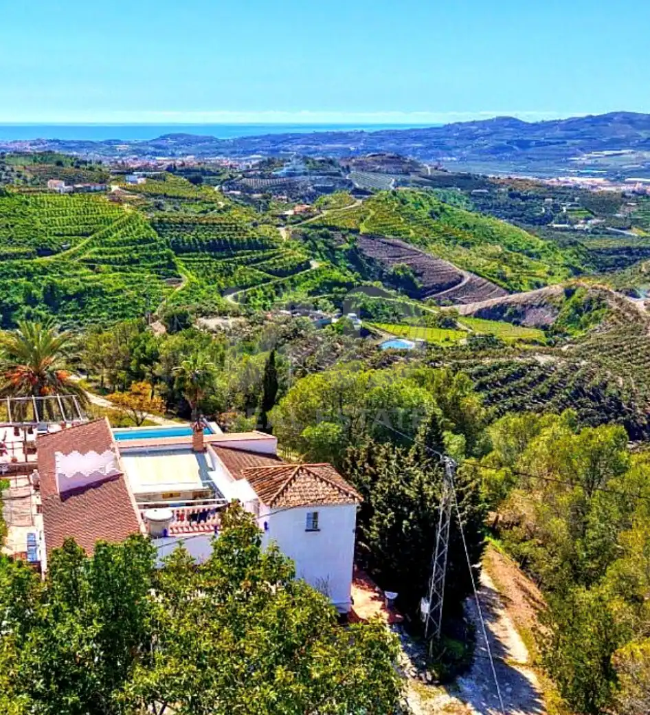 Exterior view of Country homes for sale in Vélez-Málaga  with Air Conditioner, Heating and Terrace