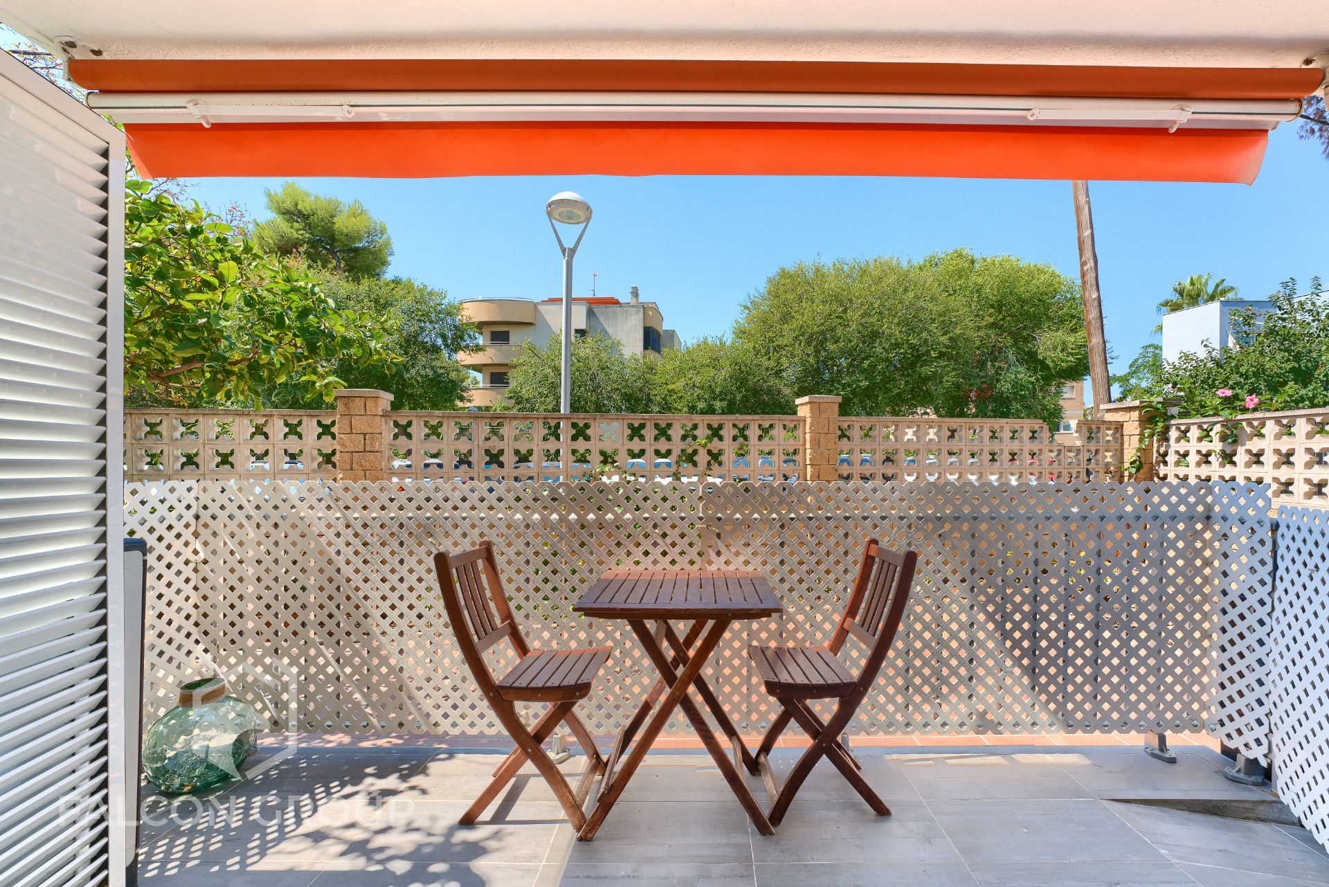 Terrace of Planta baja for sale in Vilanova i la Geltrú  with Furnished