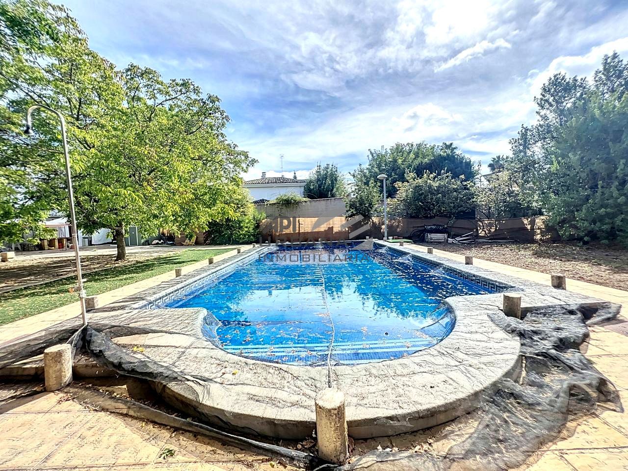 Piscina de Casa o xalet en venda en Lucena amb Jardí privat i Piscina