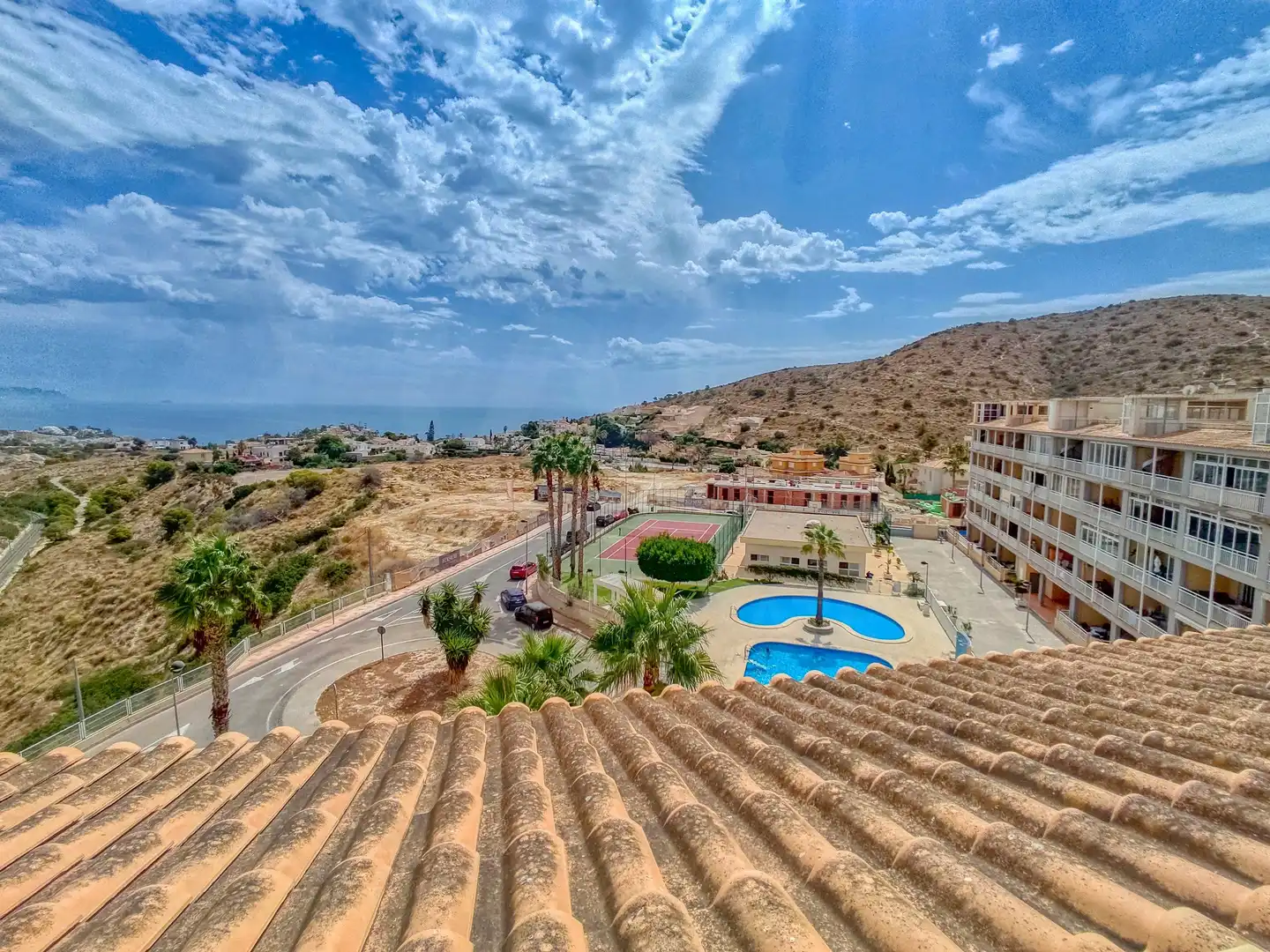 Außenansicht von Dachboden zum Verkauf in El Campello mit Klimaanlage, Heizung und Terrasse