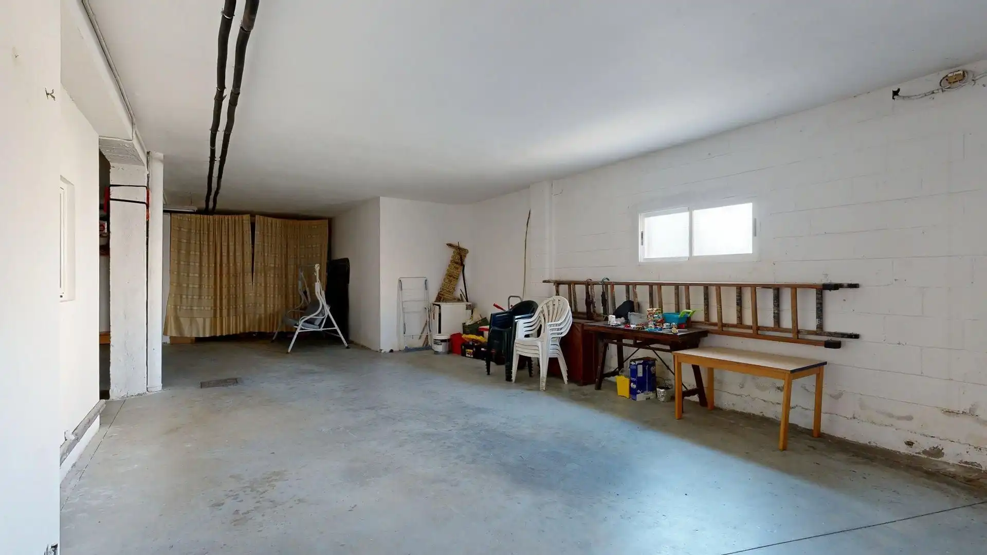 Casa o chalet en venta en Calle VAL DE LA CUEVA, Cadrete