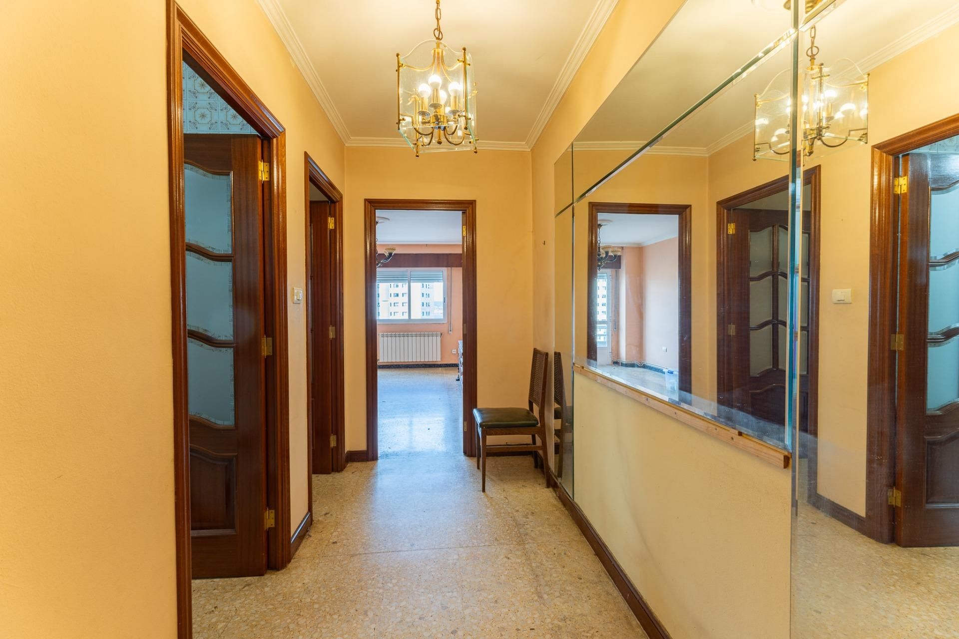 Pis en venda en Vigo  amb Calefacció, Terrassa i Balcó