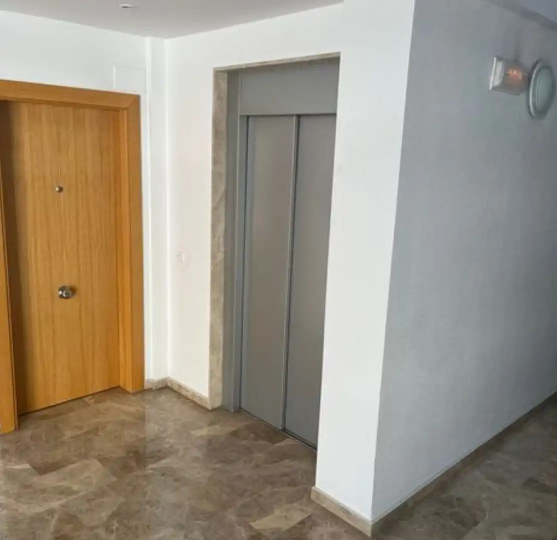 Wohnung zur Miete in Ciudad Real mit Klimaanlage, Terrasse und Möbliert