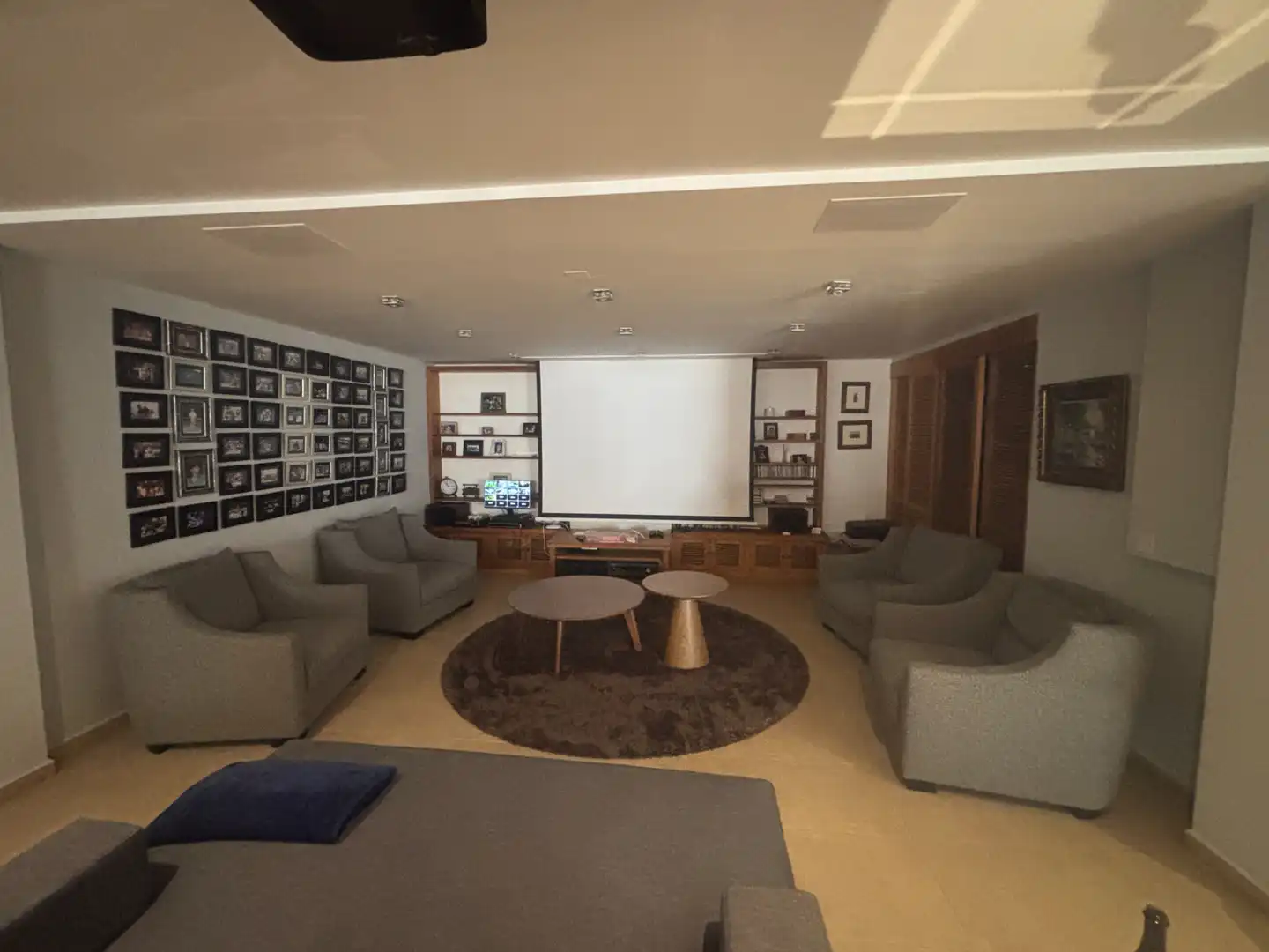 Sala de estar de Casa o chalet en venta en Marbella con Aire acondicionado, Jardín privado y Terraza