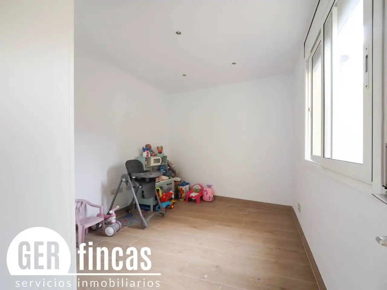 Flat with terrace for sale in Calle Sant Marc, imagen 11