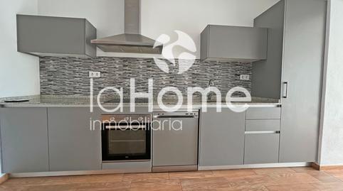 Photo 2 of Single-family semi-detached to rent