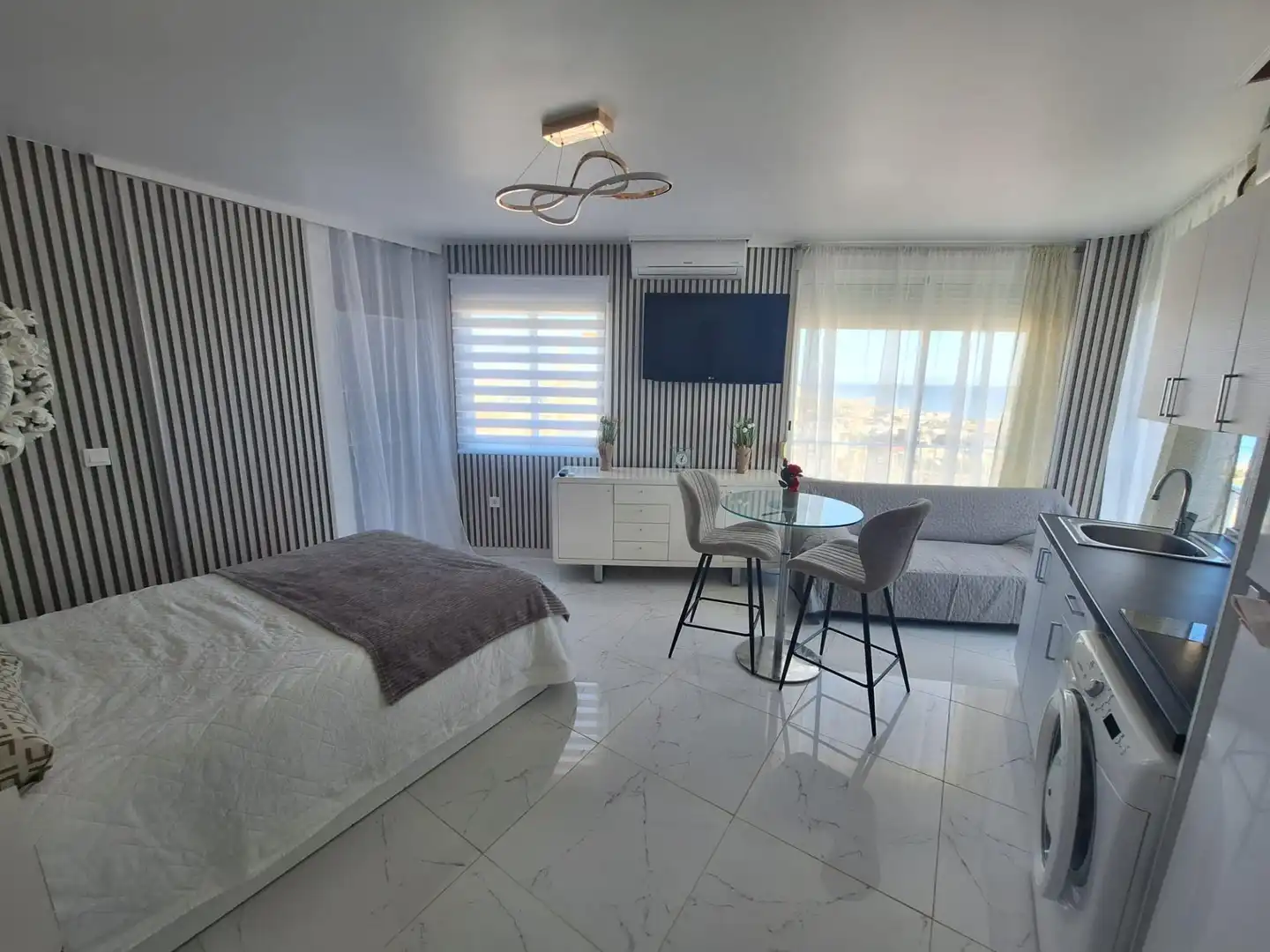 Bedroom of Study for sale in Torrevieja