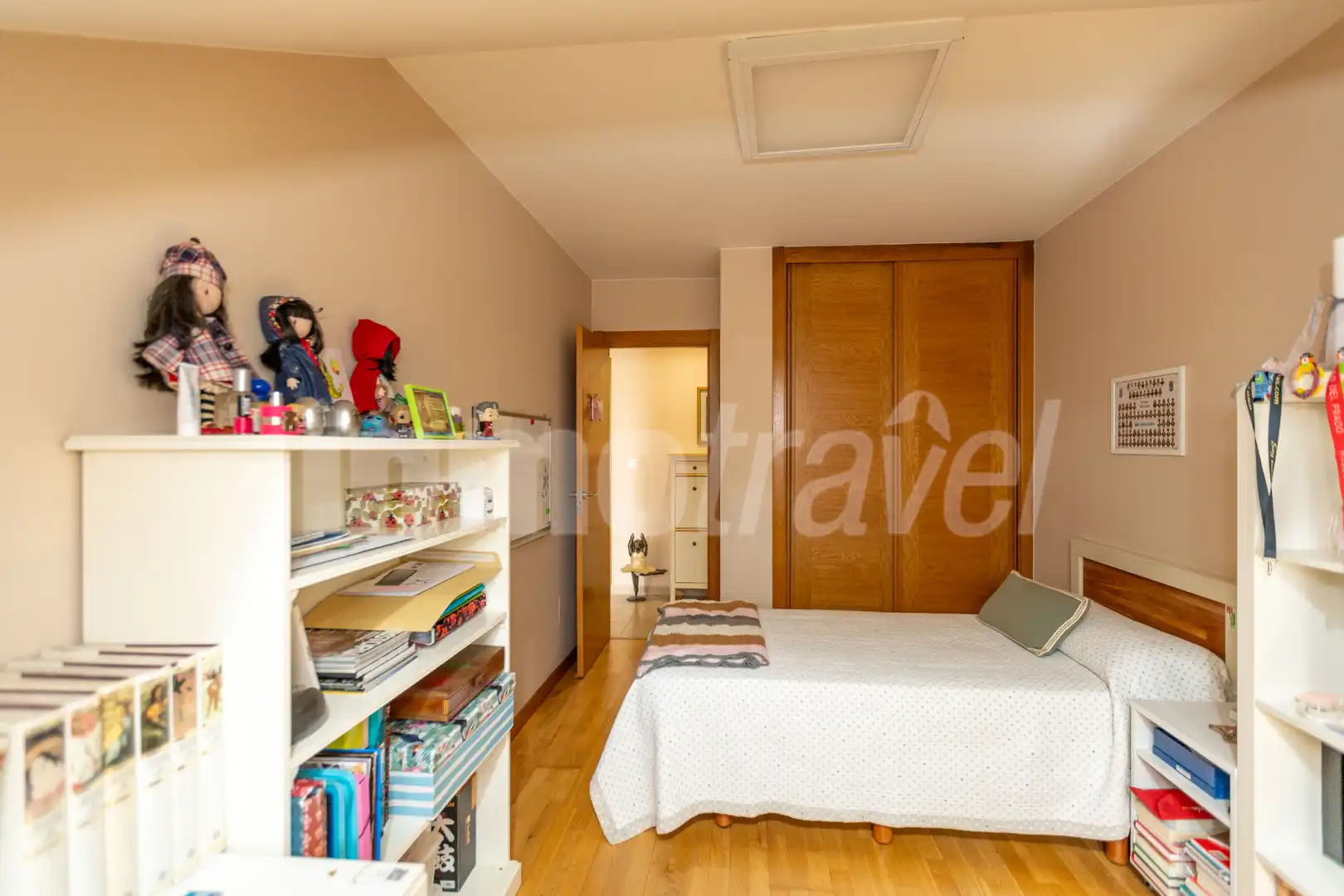 Habitación de Ático en venta en Poio con Calefacción, Parquet y Terraza