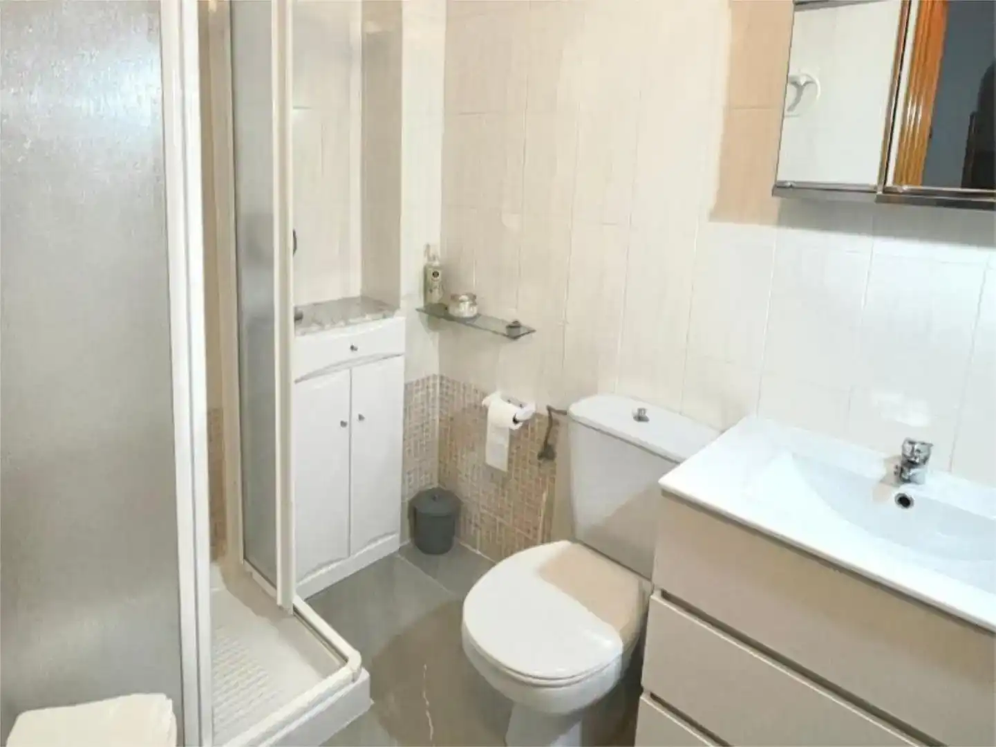 Bany de Pis en venda en Torrevieja amb Aire condicionat i Balcó