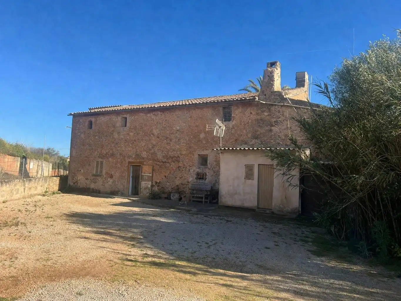 Vista exterior de Finca rústica en venta en Santa María del Camí con Jardín privado, Terraza y Trastero