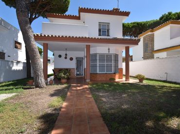 Chalet con balcón en venta en Calle ESTRIBOR 83