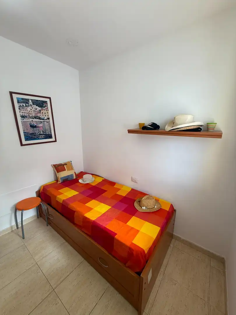 Habitación de Ático en venta en Adeje con Terraza, Trastero y Piscina comunitaria