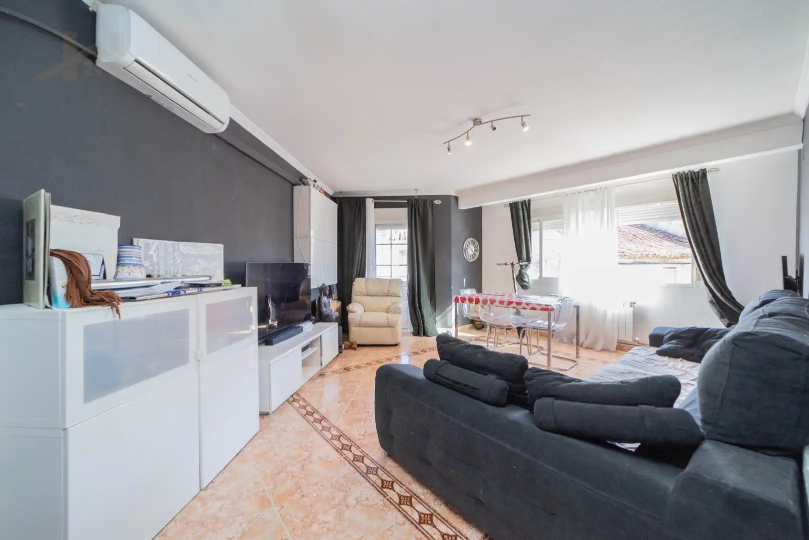 Sala de estar de Piso en venta en Cadalso de los Vidrios con Aire acondicionado y Calefacción
