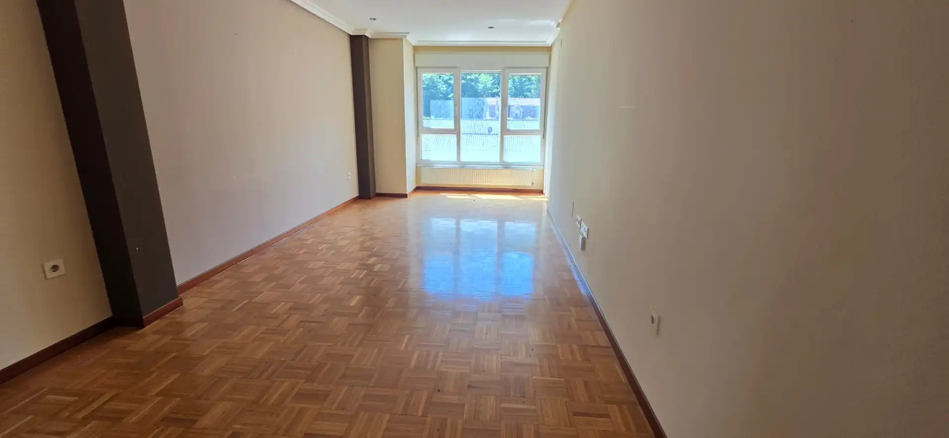 Living room of Flat for sale in San Martín del Rey Aurelio  with Heating and Terrace
