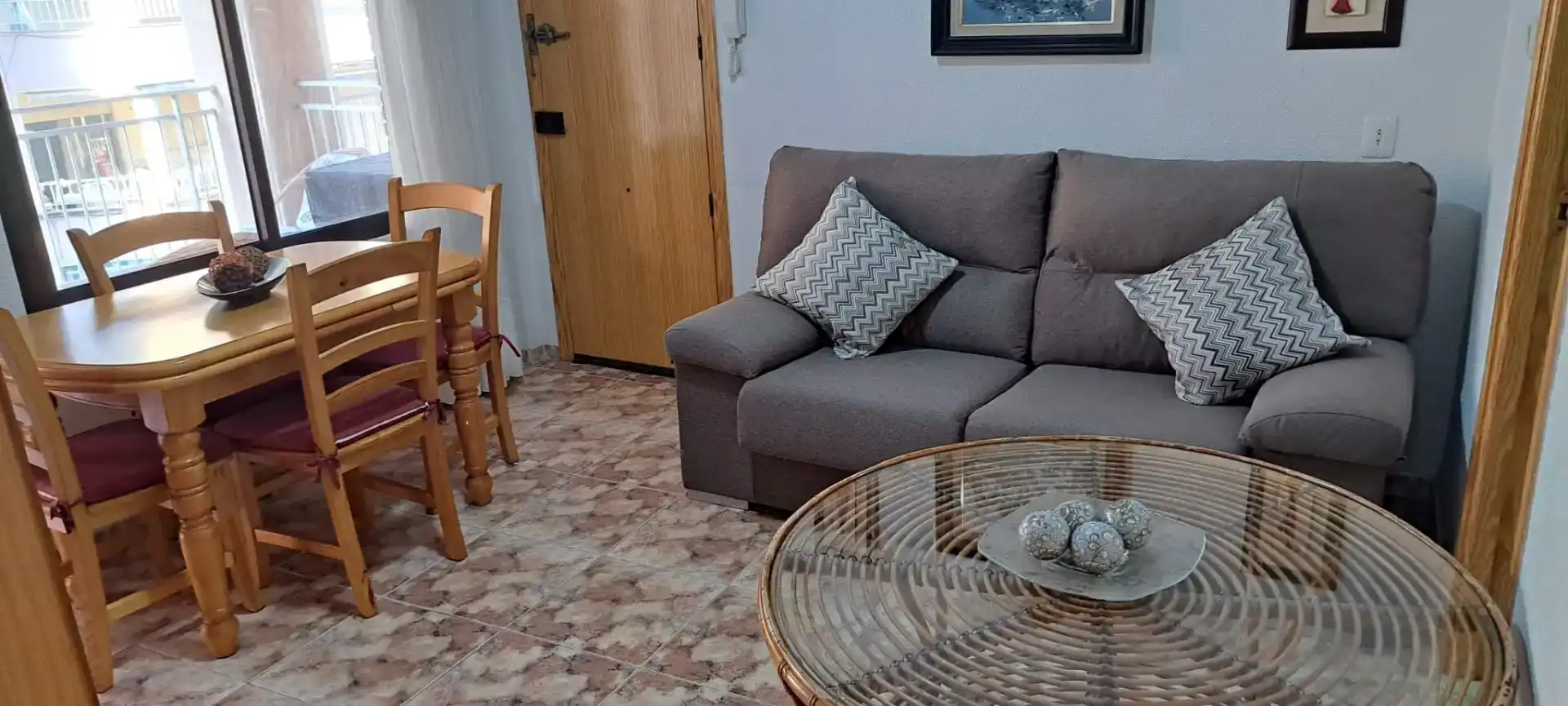 Wohnzimmer von Wohnungen zur Miete in Guardamar del Segura