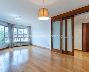 Living room of Flat to rent in  Palma de Mallorca  with Air Conditioner, Heating and Parquet flooring