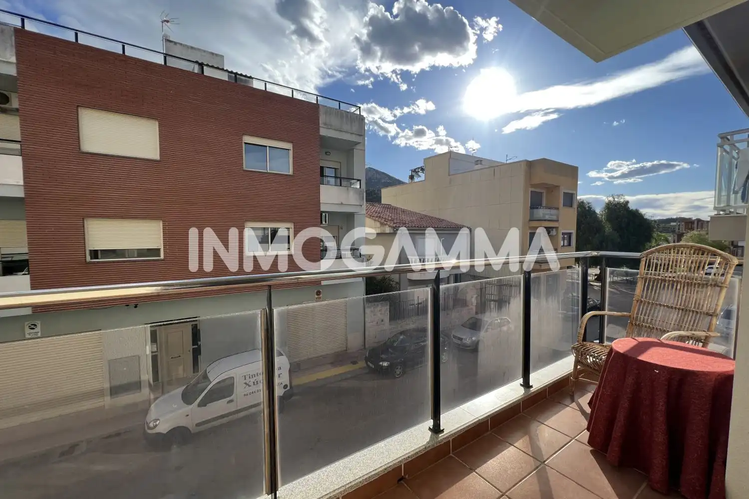 Vista exterior de Pis en venda en Llaurí amb Terrassa