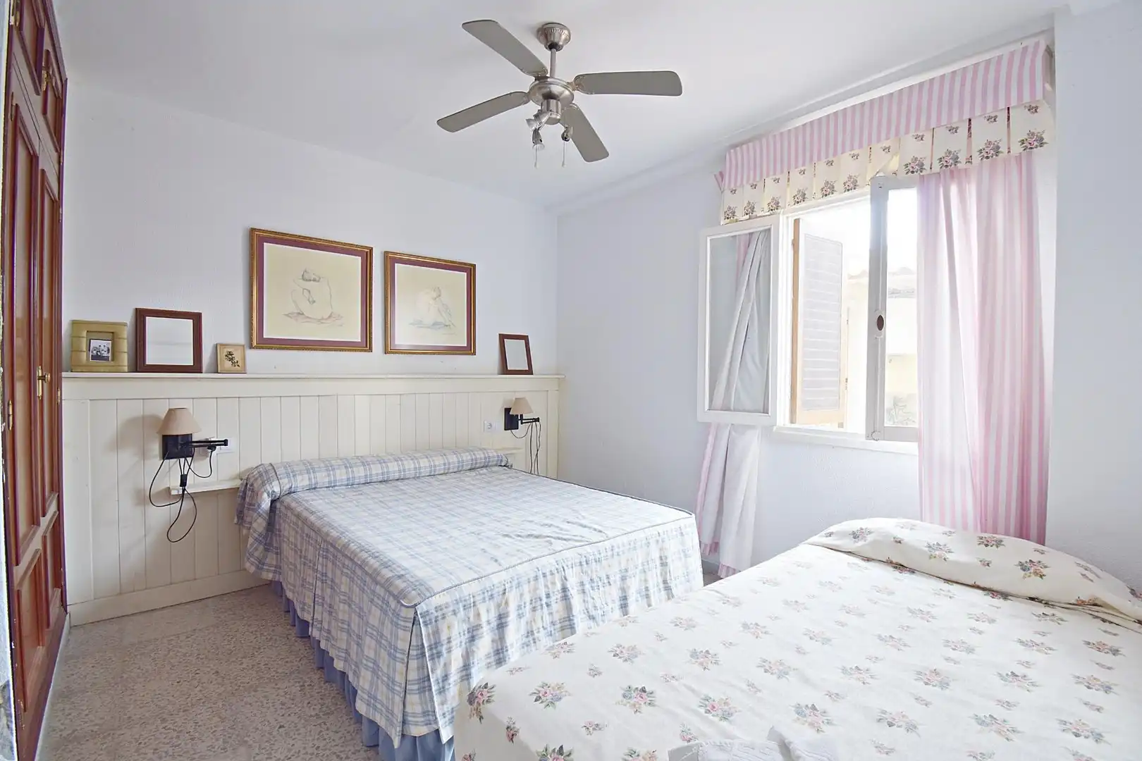 Bedroom of Flat for sale in Sanlúcar de Barrameda  with Storage room and Furnished