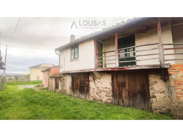 Casa-chalet en Venta en Lugar Guntin - Guntin en Monforte de Lemos