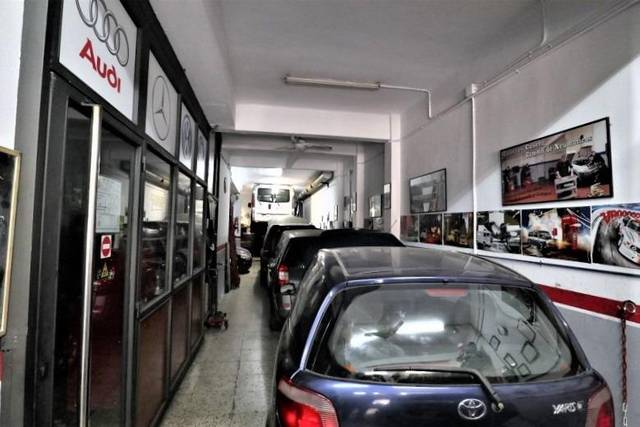 Local comercial en Venta en Riu Sud