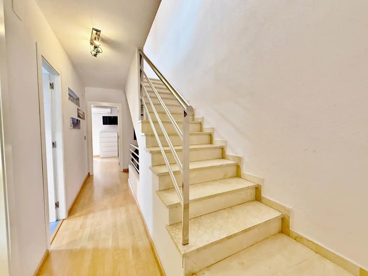 Casa adosada en venta en Paterna con Aire acondicionado, Jardín privado y Trastero
