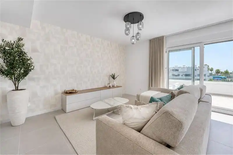 Sala de estar de Apartamento de alquiler en Estepona con Aire acondicionado, Calefacción y Terraza