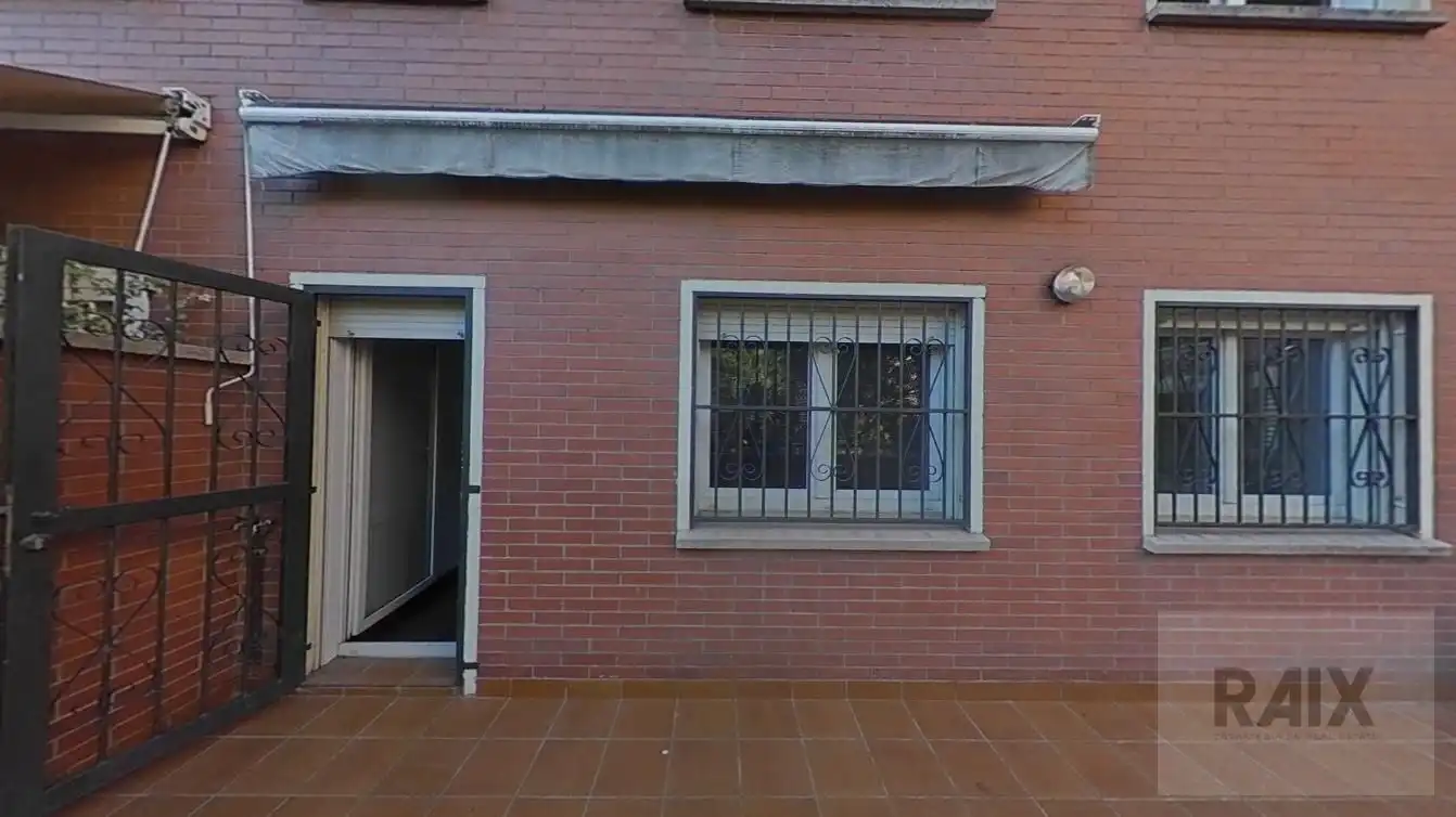 Vista exterior de Piso en venta en Sabadell con Calefacción y Terraza
