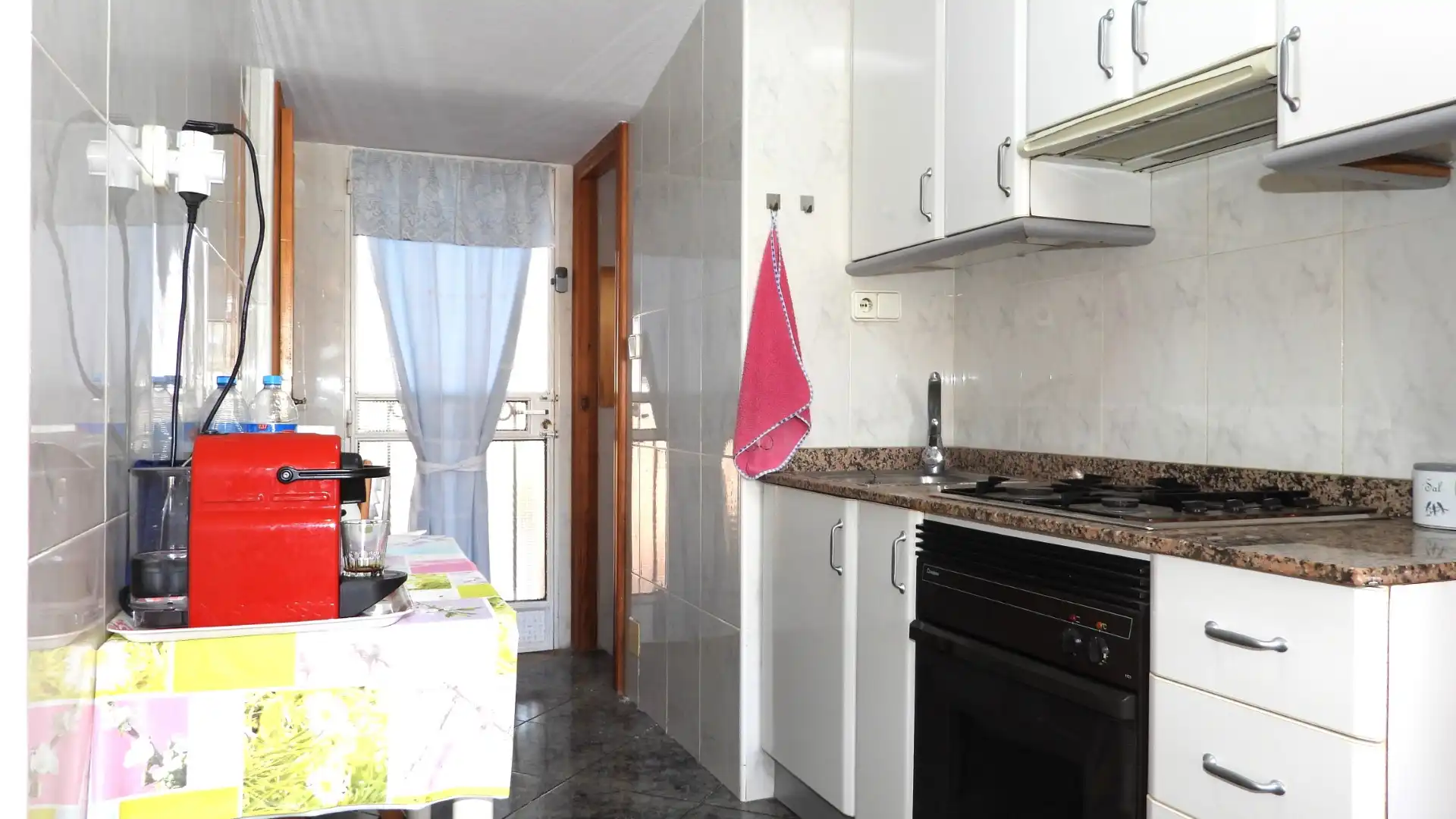 Cuina de Casa o xalet en venda en Cartagena amb Aire condicionat, Calefacció i Jardí privat
