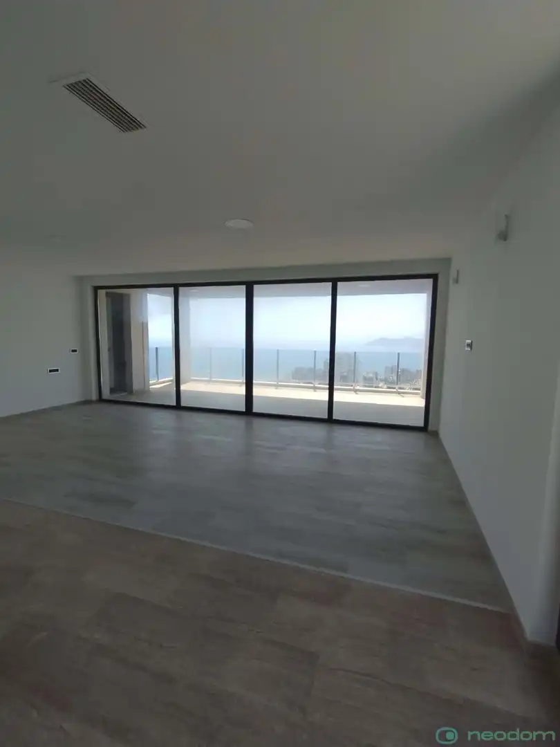Living room of Flat for rent in Benidorm  with Air Conditioner, Terrace and Storage room