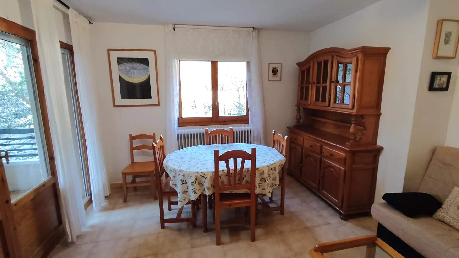 Comedor de Piso en venta en Biescas con Calefacción, Terraza y Amueblado