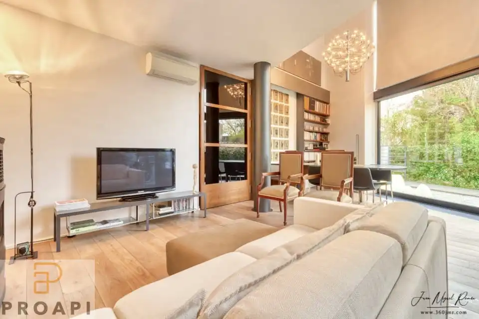 Sala d'estar de Pis en venda en Girona amb Aire condicionat i Jardí privat