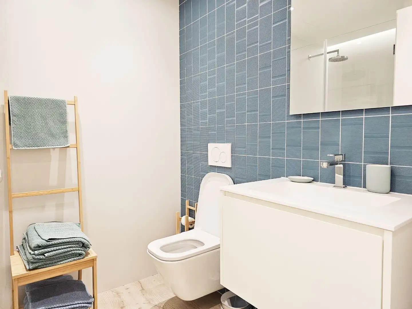 Badezimmer von Wohnungen zur Miete in Pedreguer mit Klimaanlage, Heizung und Privatgarten