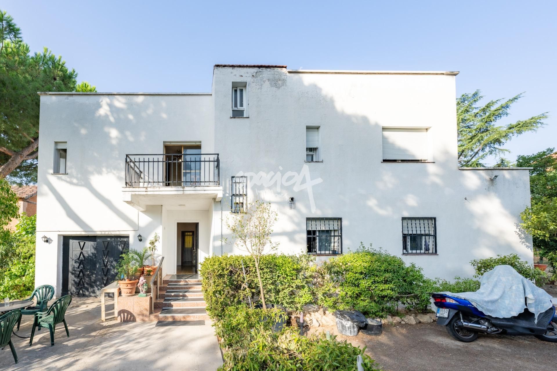 Exterior view of House or chalet for sale in Villaviciosa de Odón  with Private garden, Terrace and Swimming Pool