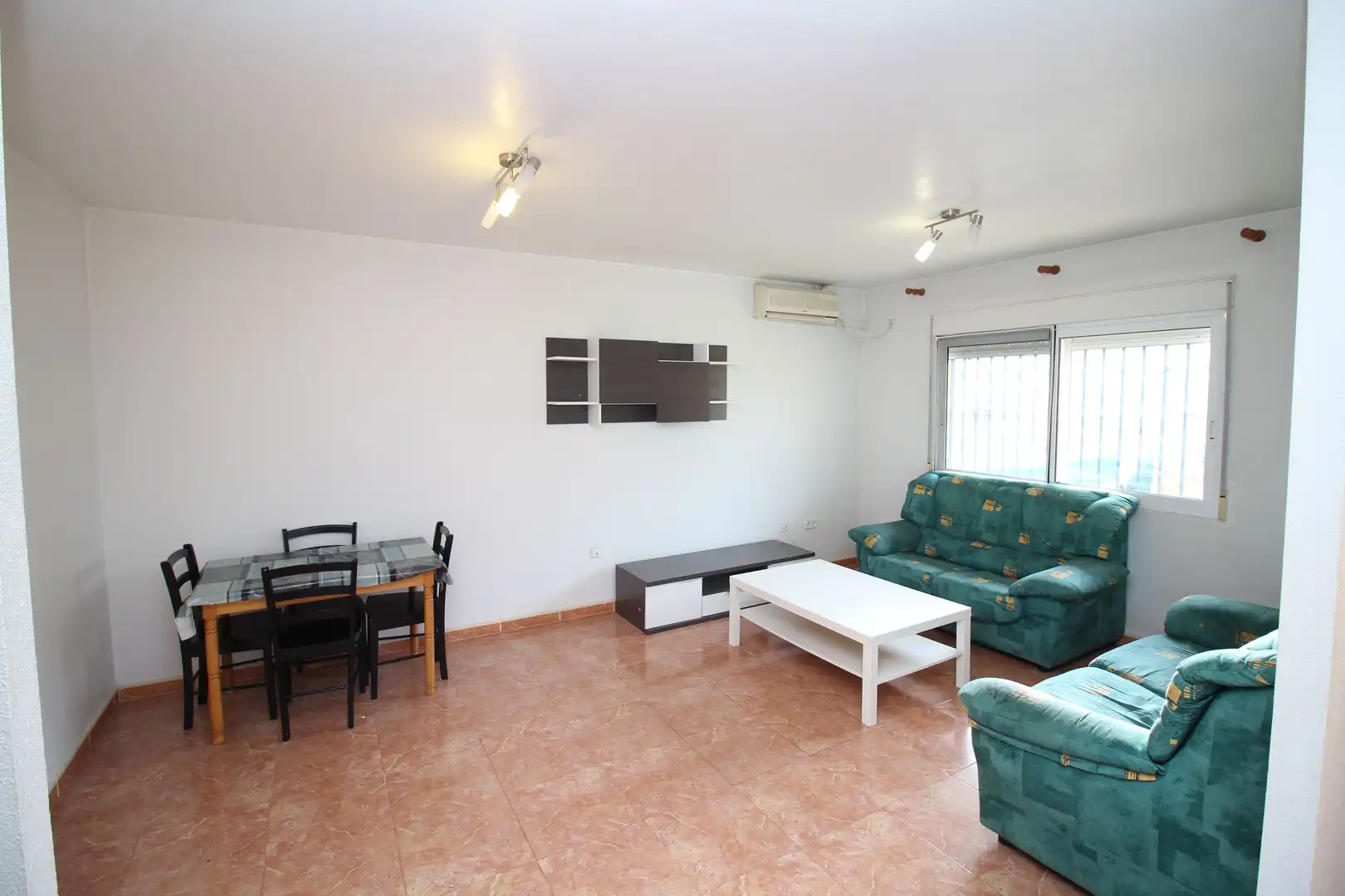 Sala de estar de Casa o chalet en venta en Cartagena con Aire acondicionado, Jardín privado y Terraza