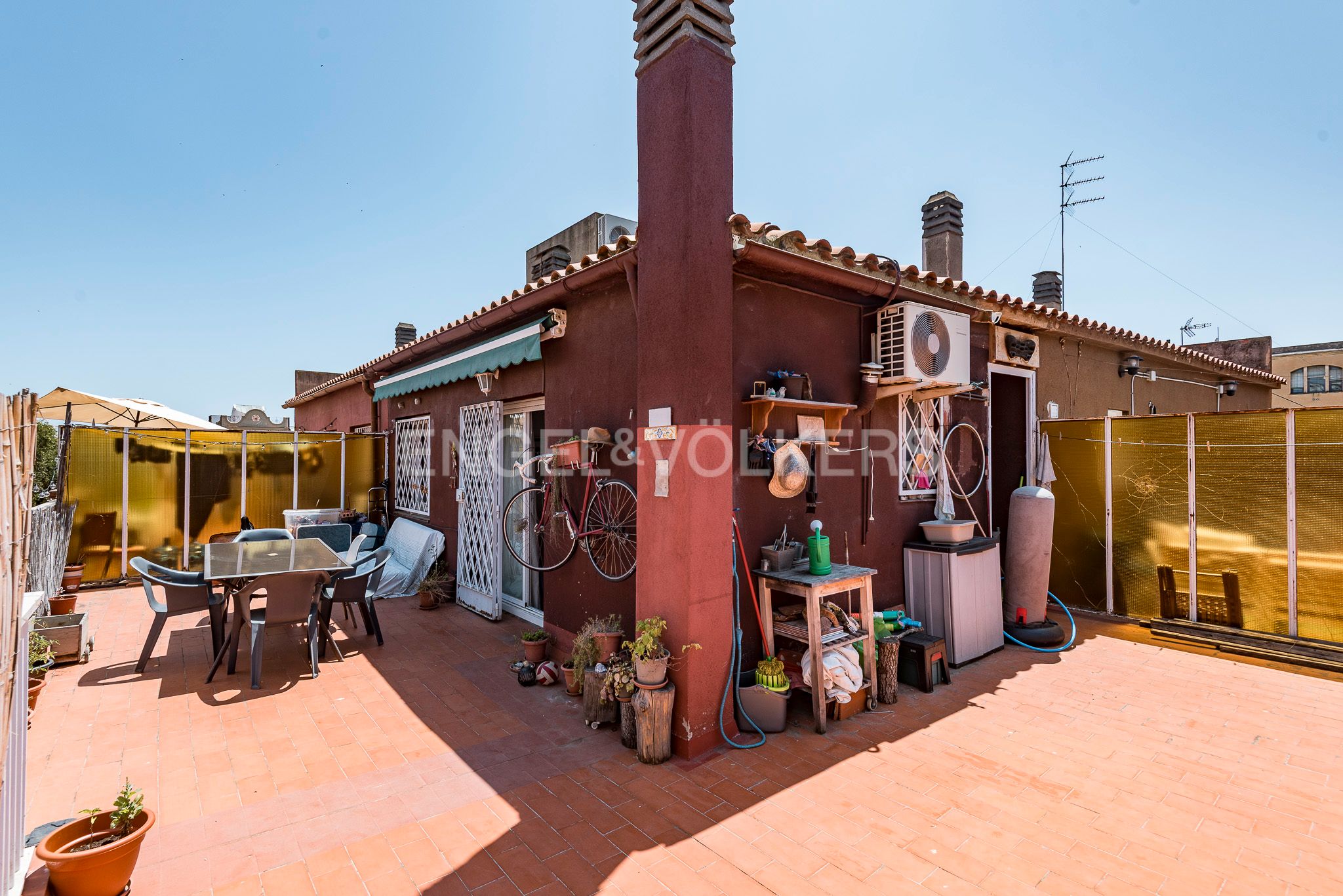 Vista exterior de Apartament en venda en  Barcelona Capital amb Aire condicionat, Calefacció i Terrassa