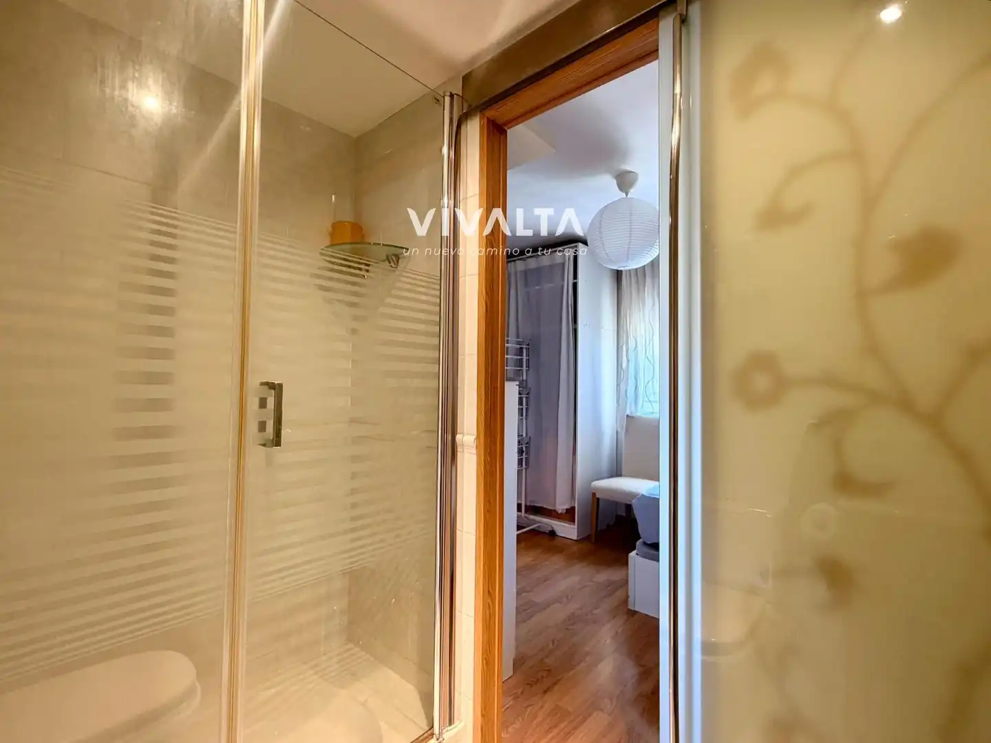 Bathroom of Flat for sale in Madrid  with Air Conditioner, Heating and Swimming Pool