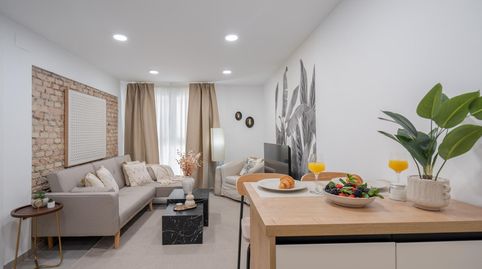 Foto 2 de Piso en venta en Avenida Pablo Picasso, 7, Barrio de Zaidín, Granada Capital