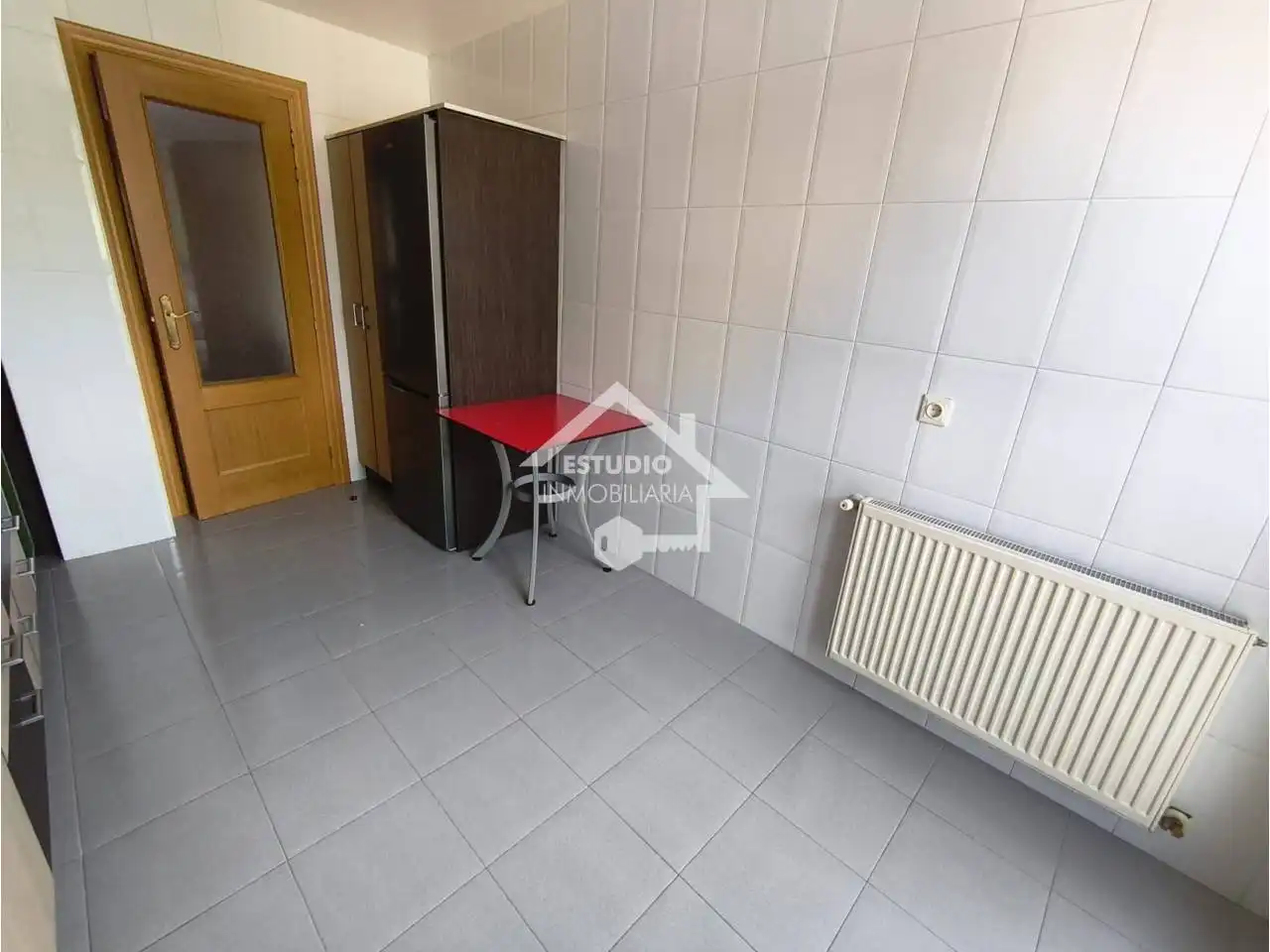 Cocina de Piso en venta en Lodosa con Calefacción, Trastero y Balcón