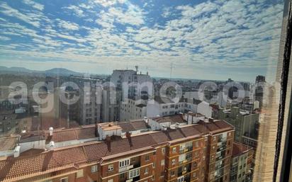 Exterior view of Flat for sale in Valladolid Capital  with Balcony