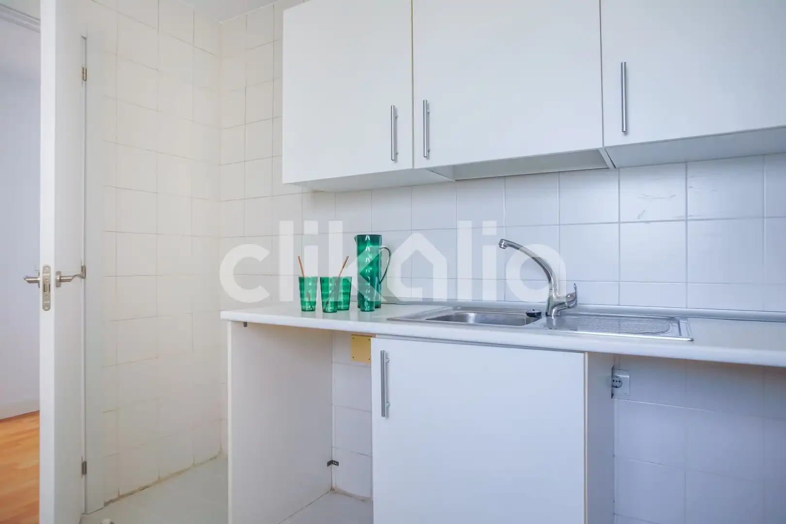 Kitchen of Flat for sale in Madrid  with Heating, Terrace and Storage room
