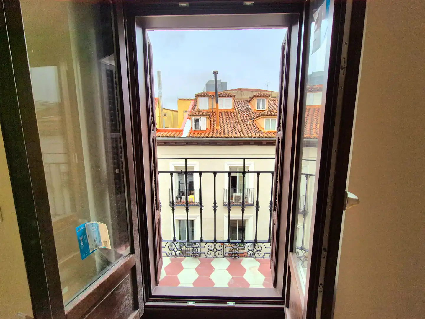 Balcony of Flat for sale in Madrid  with Air Conditioner, Heating and Microwave
