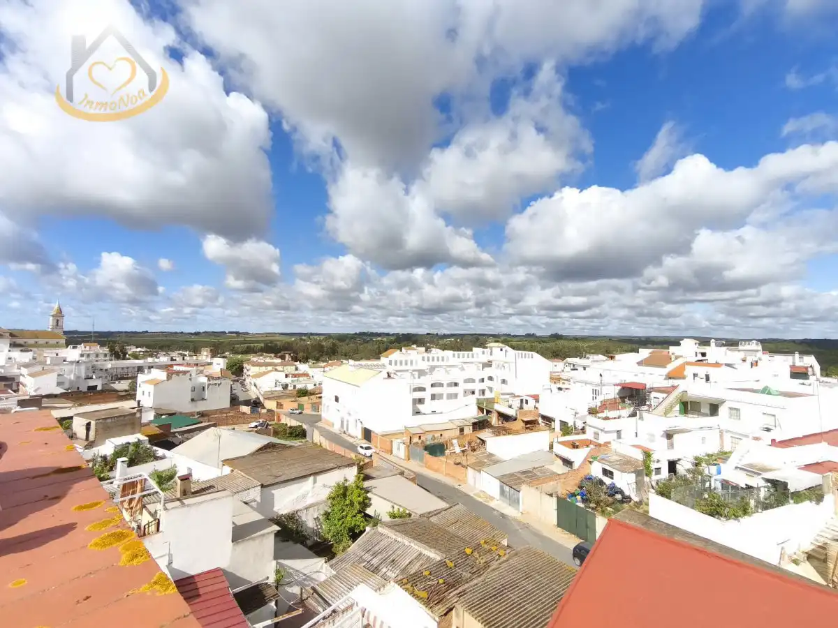 Außenansicht von Gebäude zum Verkauf in Gibraleón