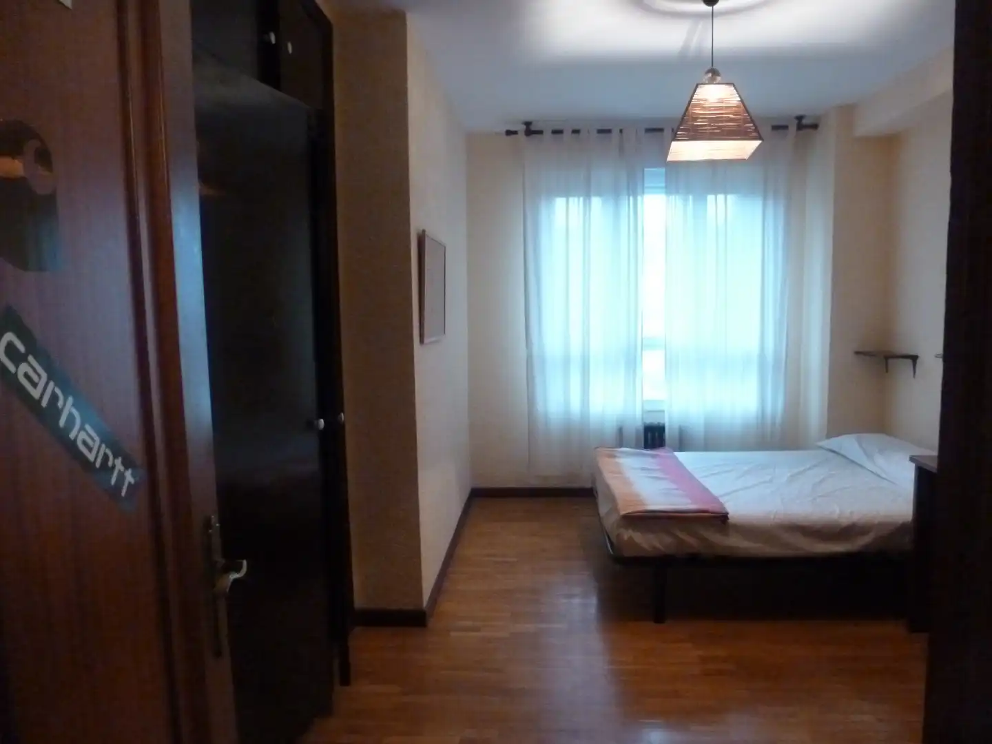 Habitación de Piso de alquiler en Barañáin / Barañain con Calefacción, Parquet y Amueblado