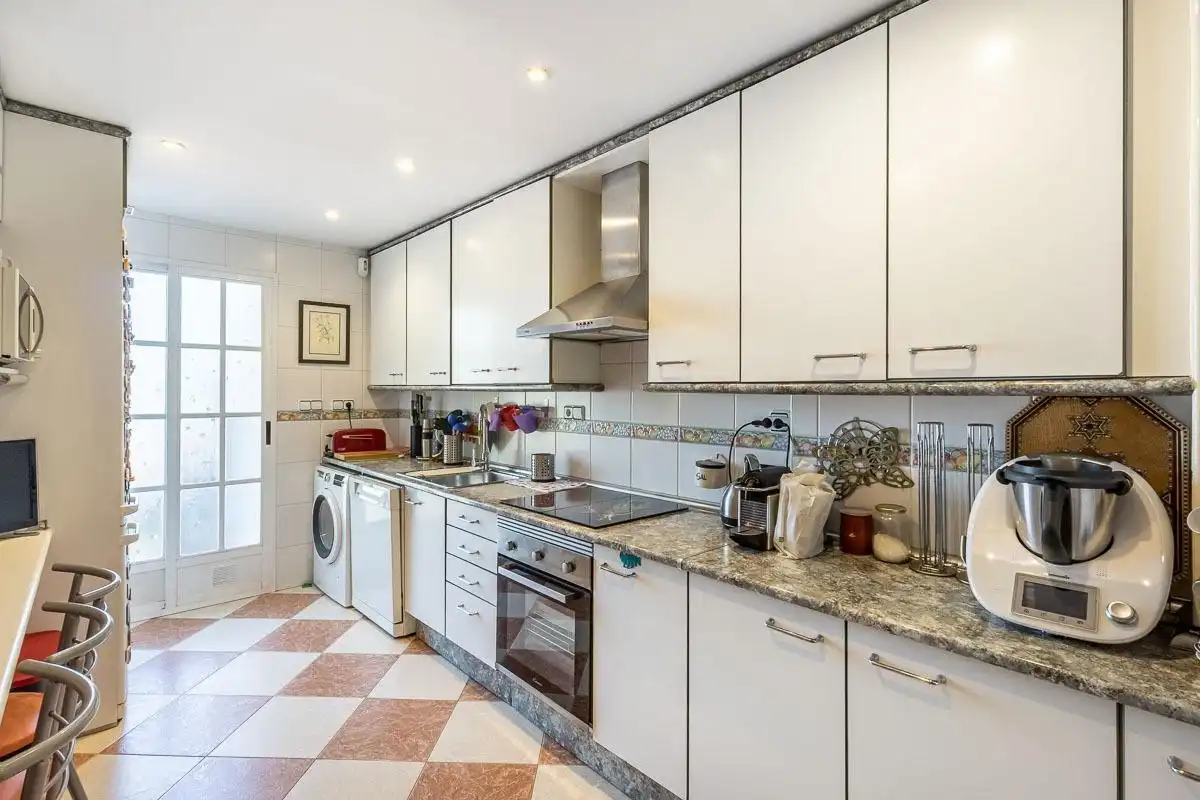 Casa con piscina en venta en Altos de la Zubia, imagen 14